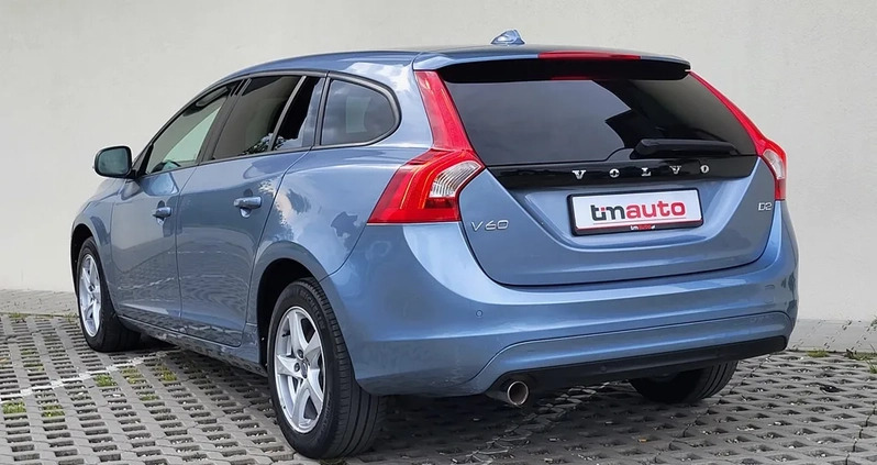 Volvo V60 cena 63500 przebieg: 129000, rok produkcji 2017 z Aleksandrów Łódzki małe 529